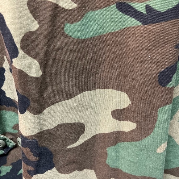 Men's Camouflage Jacket - Picture 5 of 5